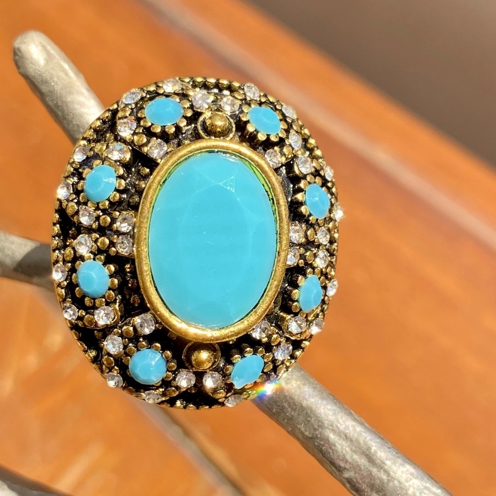 NWOT Boho Gothic Turquoise Gem Ring